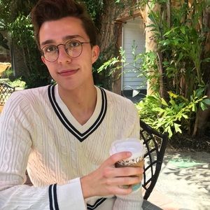 Meet your Posher, Nicholas